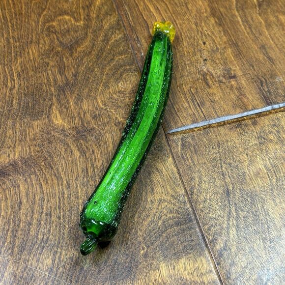 Murano style glass Vegetable 8"‎ Asparagus Green Handblown paper weight decor - Picture 1 of 8